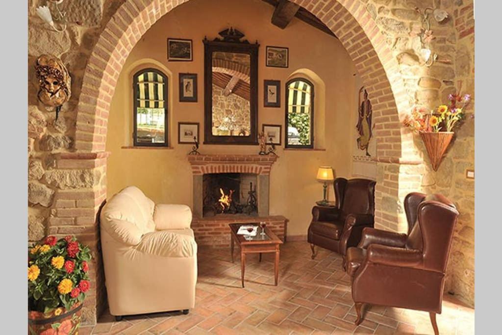 Tuscan Charme Of Cottage Roccaio Countryside Cortona Castiglion Fiorentino Buitenkant foto